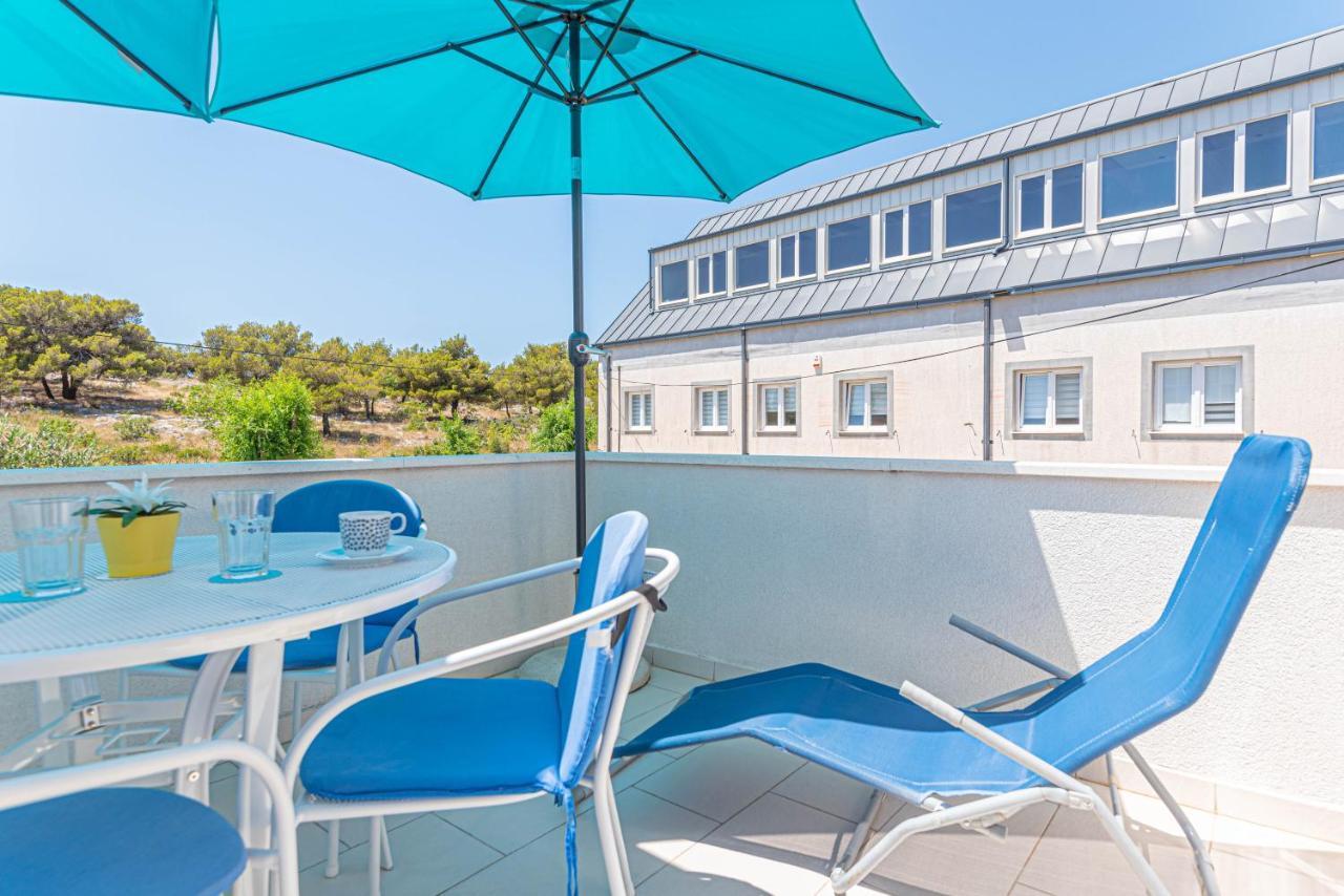 Apartments Villa Tribunj Tribunj  Ngoại thất bức ảnh