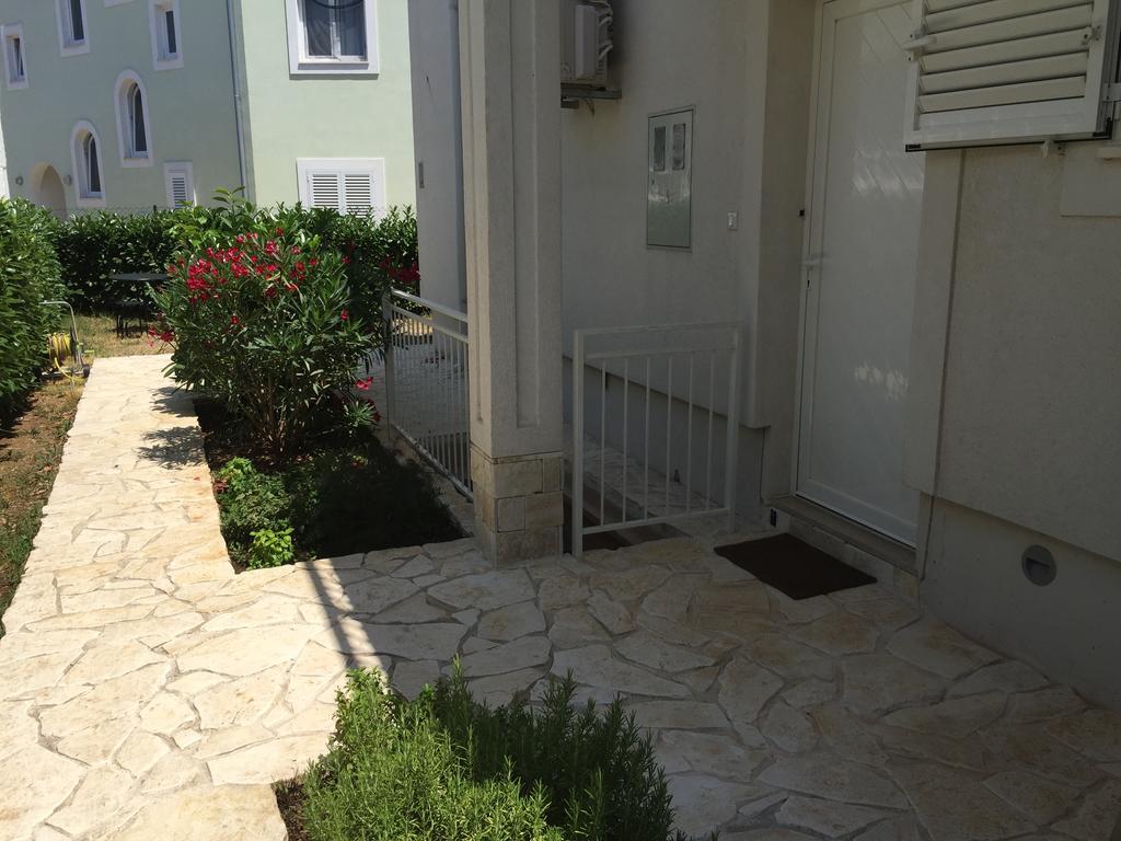 Apartments Villa Tribunj Tribunj  Ngoại thất bức ảnh