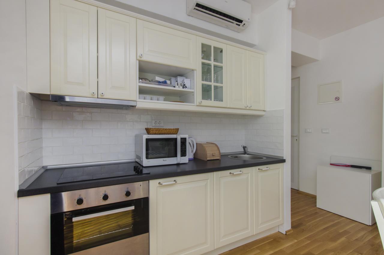 Apartments Villa Tribunj Tribunj  Ngoại thất bức ảnh
