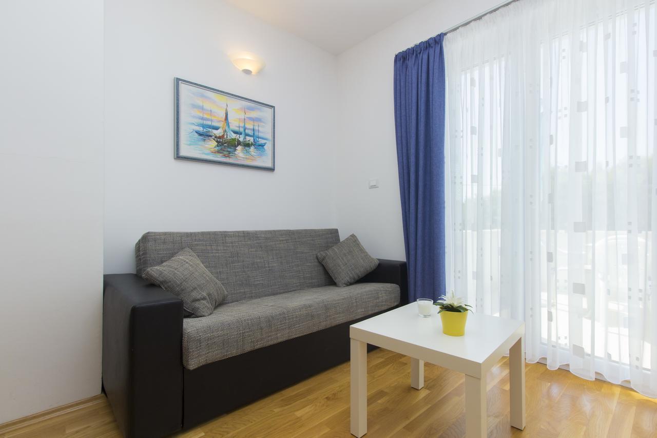Apartments Villa Tribunj Tribunj  Ngoại thất bức ảnh